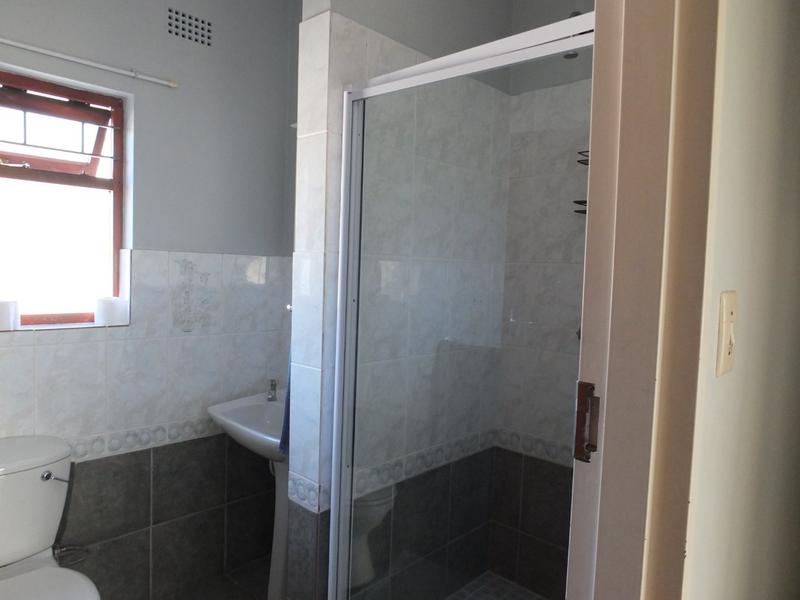 To Let 4 Bedroom Property for Rent in Dormehls Drift Western Cape